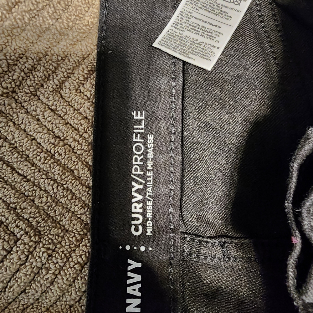 Old Navy Black Curvy Jeans 18